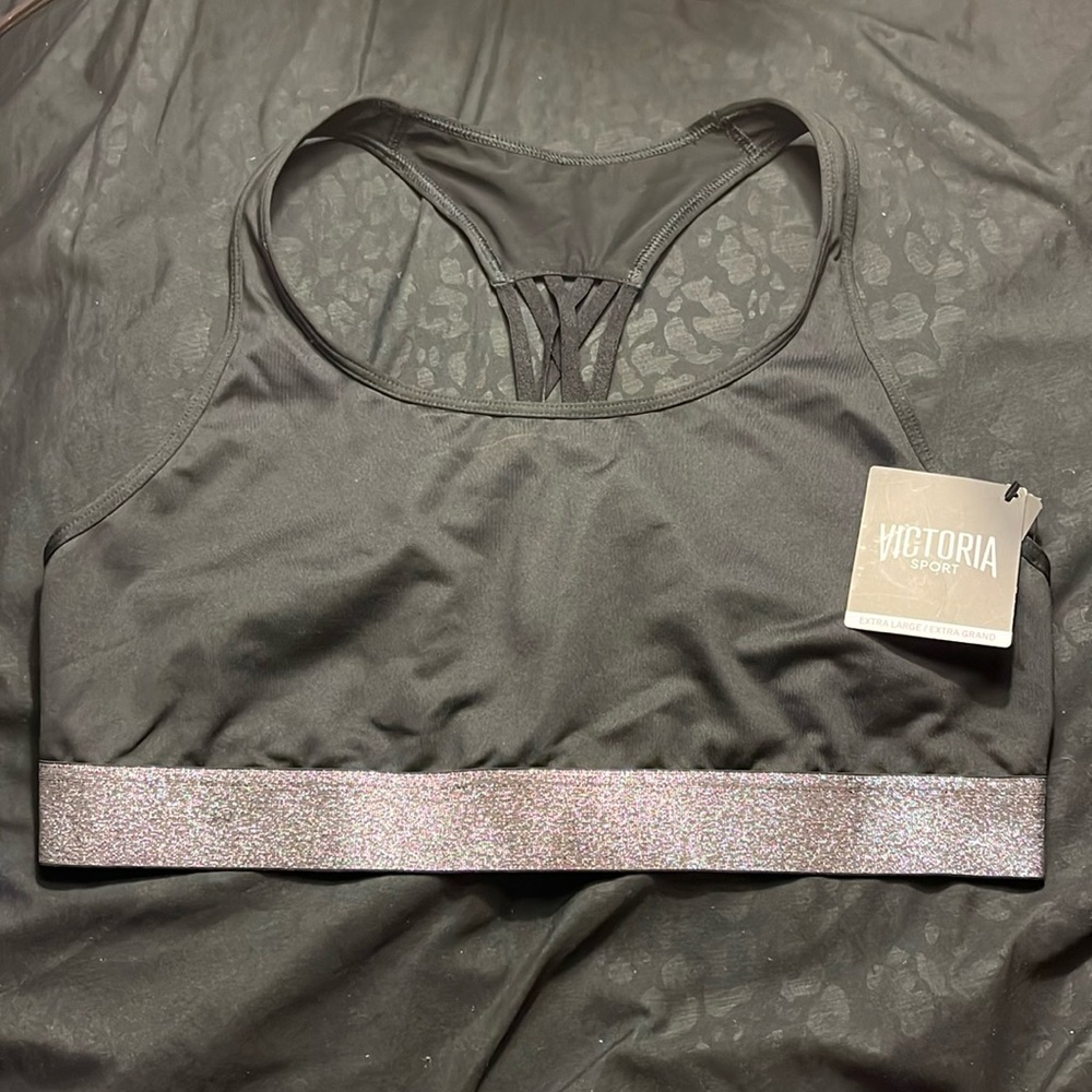 NWT The Player By Victoria’s Secret Racerback Sport Bra XL Black and Silver